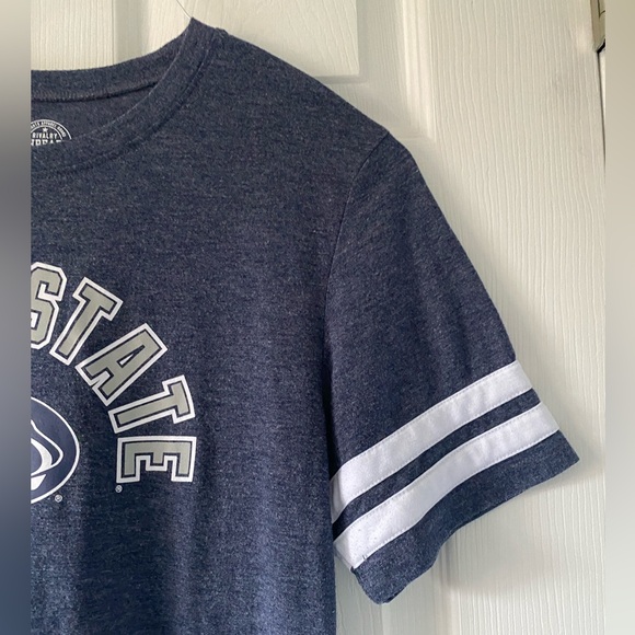 Penn State Women’s Tee - Picture 4 of 5